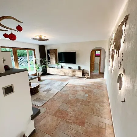 Gartenapartment Malea 80m2 Mit 2 Schlafzimmer Und Privatem Garten Lägenhet *
